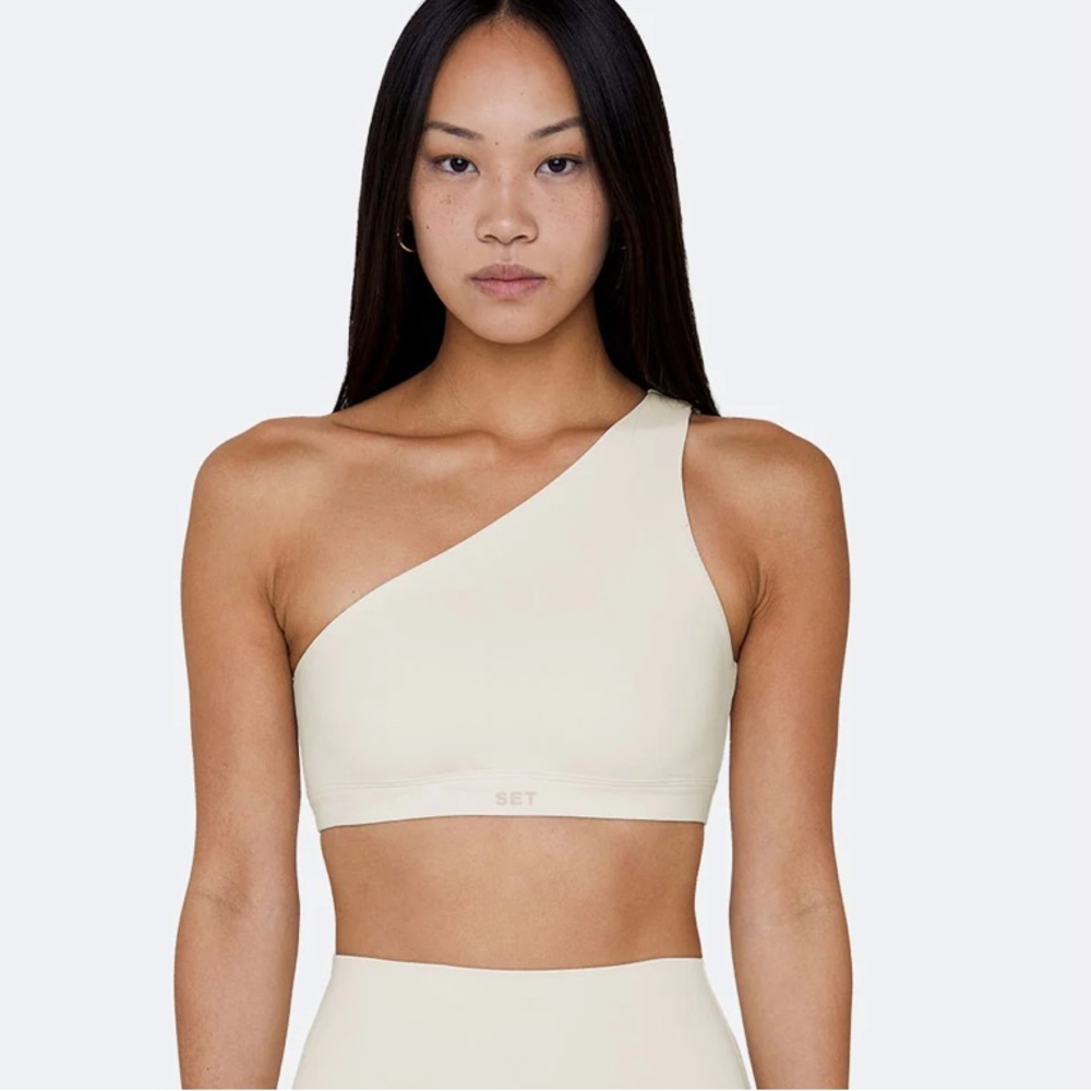 NWOT SET ACTIVE LUX FORM ONE SHOULDER BRA color blanc